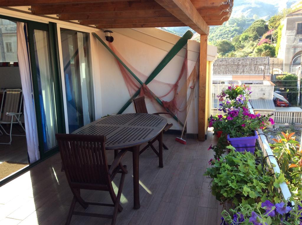 Taormina Stationhouse Apartment Exterior photo